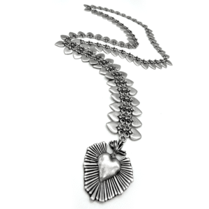 Collar Corbatin Corazon Radiante